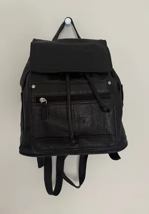 NWT Vintage Beau Swan Spain Black Leather Backpack Purse thumbnail 1