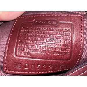 Vintage Coach Soho Mini Hobo Bag 2154 Burgundy Wine Signature Canvas Leather Y2K thumbnail 3