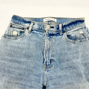 Abercrombie & Fitch Women’s Blue The 90s Straight Ultra High Rise Light Jeans-26 thumbnail 10
