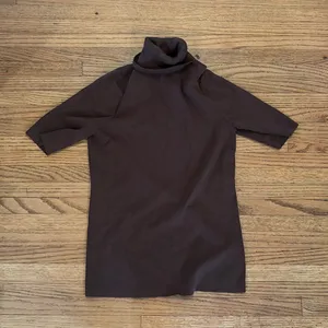 Anne Klein top thumbnail 1