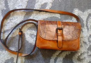 Patricia Nash Torri small leather purse thumbnail 1