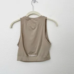 [Alphalete] Tan Linen Seamless Stratus Crop Tank Top Crew Neck Workout Size XL thumbnail 3