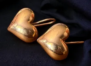 Avon Vintage SH Puffy Heart Earrings thumbnail 1