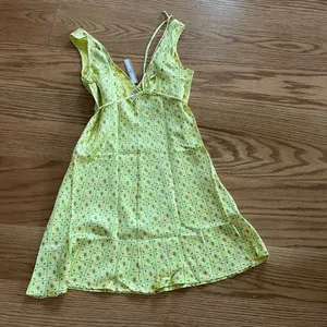 Frankie’s bikinis dress thumbnail 3