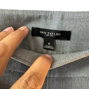 Ann Taylor Wool‎ Blend Straight Leg Trouser Pants Size 6 Gray Office Work Career thumbnail 4
