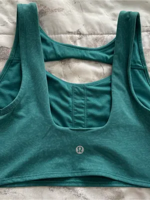 Lululemon Everlux cut out teal lagoon medium support train bra, size 6 athletic thumbnail 15