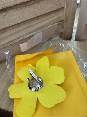 Yellow Beaded Flower Brooch Pin - Or Hair Clip thumbnail 3