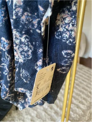 We‎ The Free People Navy Floral Halter Blouse Festival Boho Feminine Indie NWT thumbnail 7