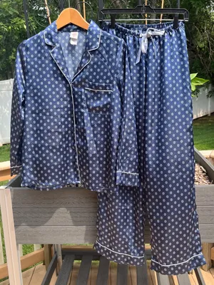 In Bloom by Jonquil Navy Satin Long Sleeve & Pants Pajama Set Size S Loungewear thumbnail 1