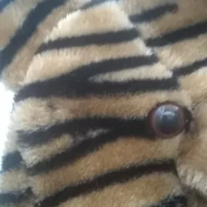 FINAL MARKDOWN Fun and funky tiger hat thumbnail 4
