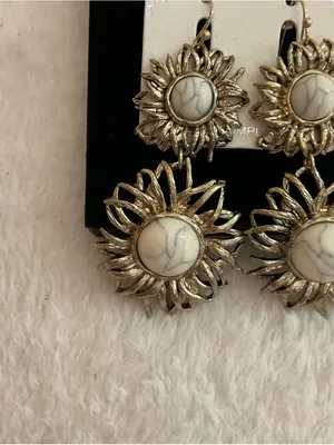 White Marble Sunflower Drop Earrings - Gold Tone thumbnail 2