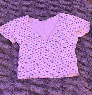 Brandy Melville Top Cropped Blue White thumbnail 1
