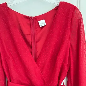 Selfie Leslie Red Clip Dot Bell Sleeve Ruffle Wrap Mini Dress M 6 thumbnail 3