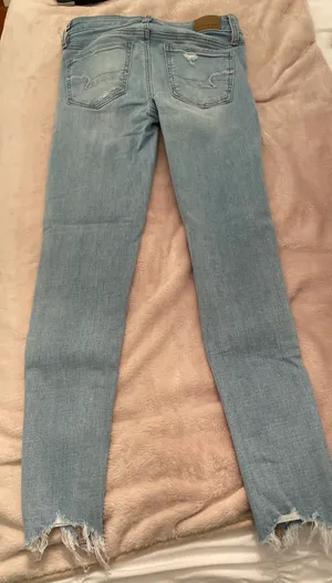 American Eagle Jeans  thumbnail 2