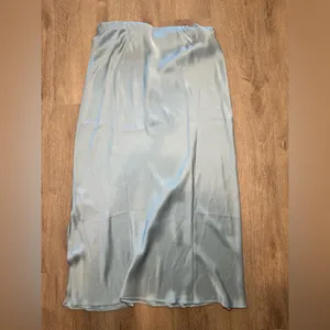 Vineyard Vines Blue Satin Midi Skirt Women’s L thumbnail 2