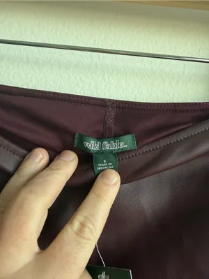 Wild Fable Burgundy Faux Leather Mini Skort Fall Size Small NWT thumbnail 9