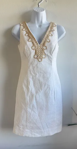 Lilly Pulitzer White Seersucker‎ Gold Soutache V-Neck Shift Dress Size 00 thumbnail 1