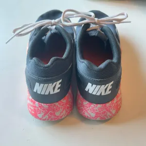 Nike Sneakers Kaishi Print US 8 EU 39 Running Shoes Athletic Charcoal Low Top thumbnail 5