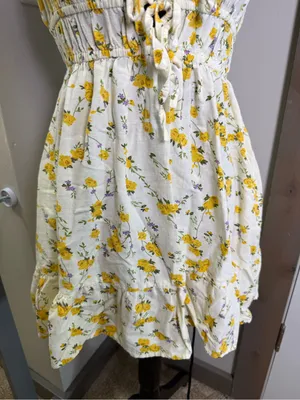 NWT Sim & Sam‎ Yellow White Linen Blend Floral Mini Dress Keyhole Sun Dress S thumbnail 4