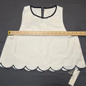 Commense Scallop Trim Color Block Sleeveless Skirt Set in Size Small thumbnail 3