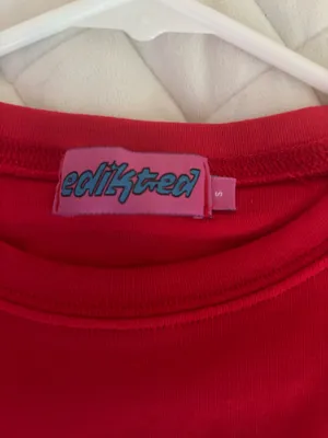 Edikted Top thumbnail 5