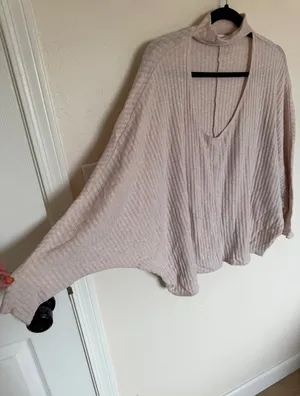 Urban Outfitters Ribbed Choker Cutout Sweater S Beige thumbnail 3