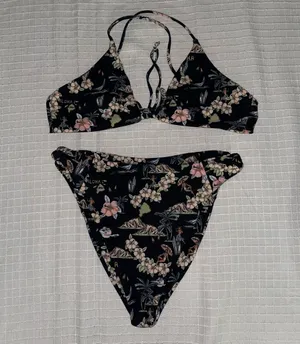 Skatie Kona Bikini thumbnail 1