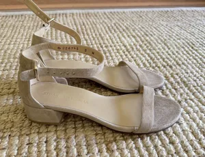 Stuart Weitzman Nude Suede Ankle Strap Low Block Heel Sandals Size 8M thumbnail 1
