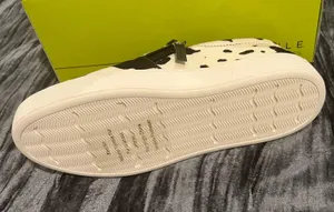 Very Volatile Black and White women’s Shoes size 9 thumbnail 2