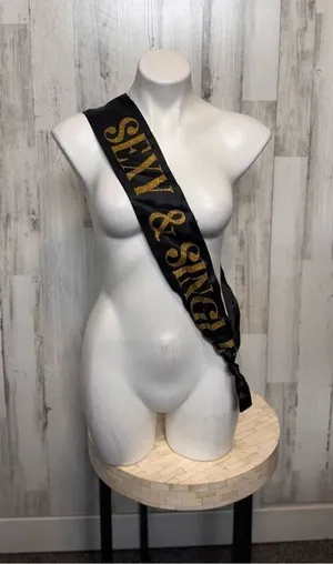 Sexy & single sash Black thumbnail 1