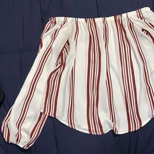 Forever21 Red And White Off The Shoulder Top thumbnail 3