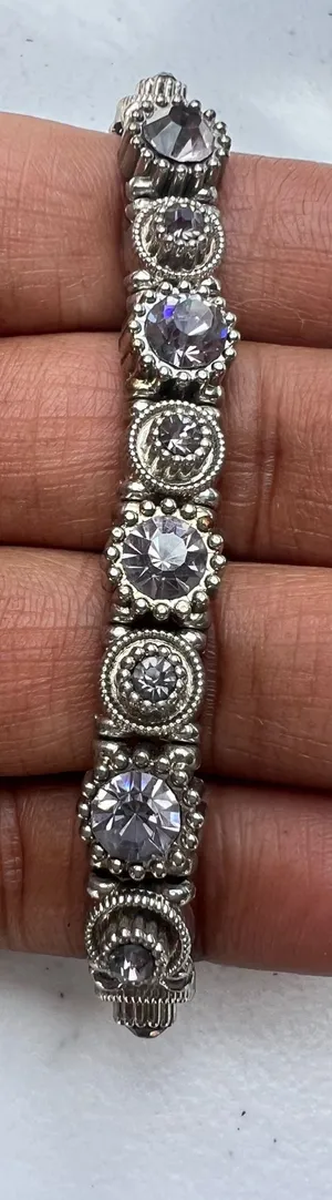 Stretchy Silver Bracelet thumbnail 1