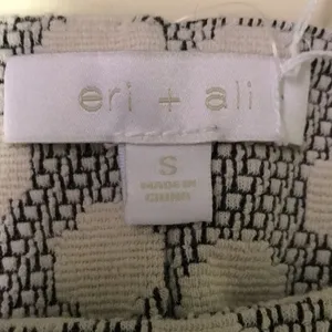 NWT!!! Anthropologie Eri + Ali Off the Shoulder Cropped Top size S thumbnail 3