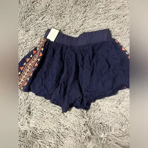 Miss Me Women’s Rayon Shorts Size Small NWT thumbnail 2