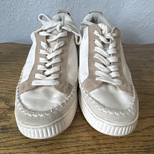 Dolce Vita Women's Fashion Sneakers Size 7.5 Cream Brown Lace Up Soft Casual thumbnail 3