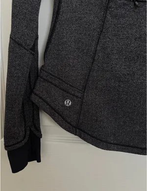 Lululemon Base Runner 1/2 Zip Pullover Jacket (6) thumbnail 10