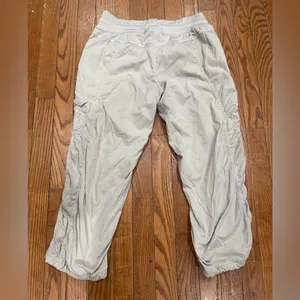 The North Face Men's Light Gray Cargo Pants thumbnail 2