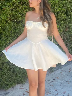 PrettyLittleThing Ivory Strapless Mini Dress thumbnail 2