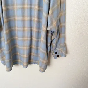 [Urban Outfitters] BDG Brendan Oversized Blue Flannel Plaid Shirt Size Medium M thumbnail 9
