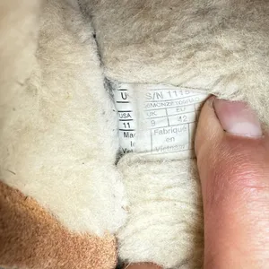 UGG Women’s Slippers Shoes Size 11  thumbnail 5