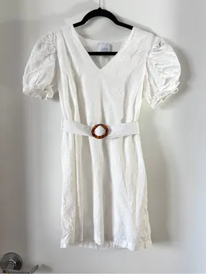 J.O.A. Ivory white cotton V-Neck Puff Sleeve Mini Dress with Buckle Belt thumbnail 2