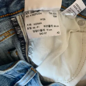 Levi's White Oak Cone Raw Hem Denim Jeans in‎ Medium Blue Wash Button Fly thumbnail 10