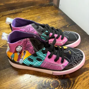 Ground‎ Up Nightmare Before Christmas Sneakers Size 8 Black thumbnail 2