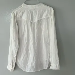 Cloth & Stone Tencel Button Down Shirt Raw hem and pockets Size Small White thumbnail 7