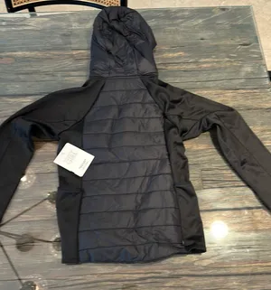 Jacket thumbnail 2