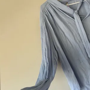 Free People Blue Embroidered Wishful Moments Tie Neck Top Size Medium Boho thumbnail 7