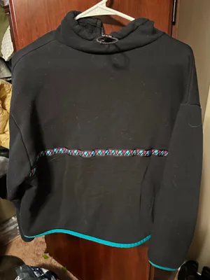New balance cropped half zip sweatshirt  thumbnail 4