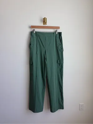 Athleta Vienna Cargo Pants Women 12 Vineyard Green Utility Hiking Travel Stretch thumbnail 2