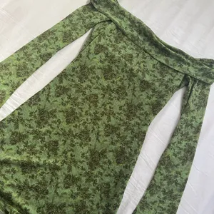 Urban Outfitters Green Off-Shoulder Bodycon Dress thumbnail 2