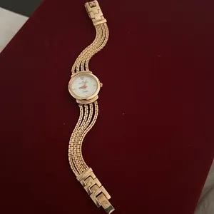 Lovely Vintage MOP Anne Klein Diamond Gold Watch thumbnail 3